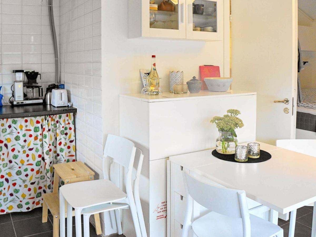 4 Person Holiday Home In Sk Rhamn Skärhamn 객실 사진